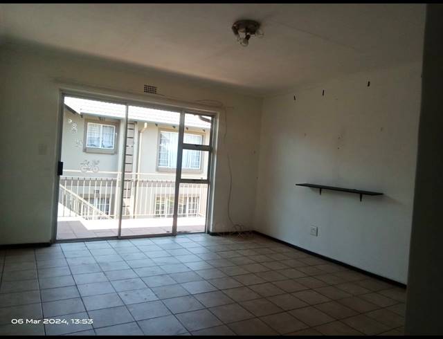 2 BEDROOM FLAT FOR SALE IN MINNEBRON